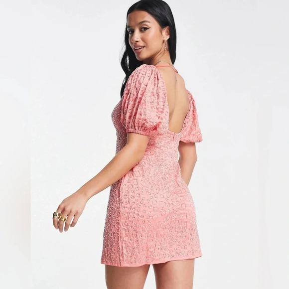 ASOS DESIGN Petite sequin mini dress with puff sleeves in peach - Picture 2 of 12